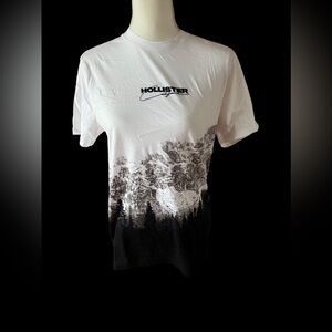 Hollister White and‎ Black Forest Graphic Short Sleeve Crewneck T-Shirt